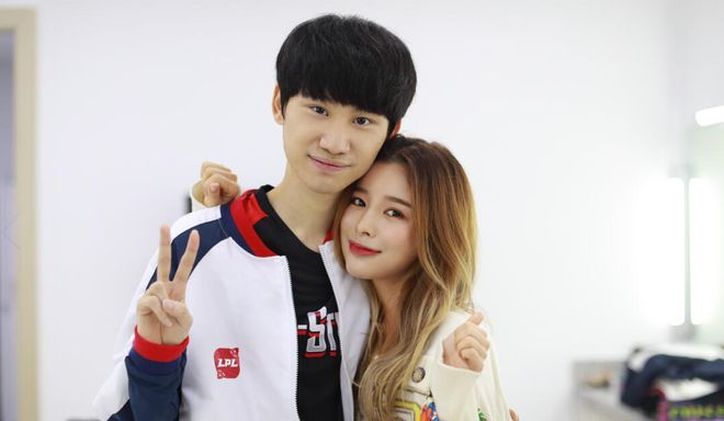 无论是对国 无论是对国