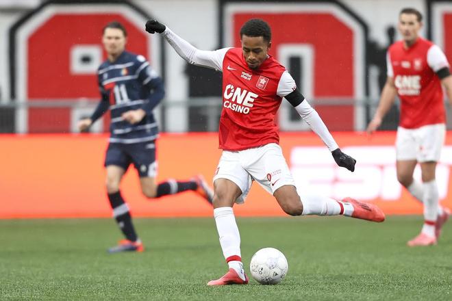 和防守端都 和防守端都