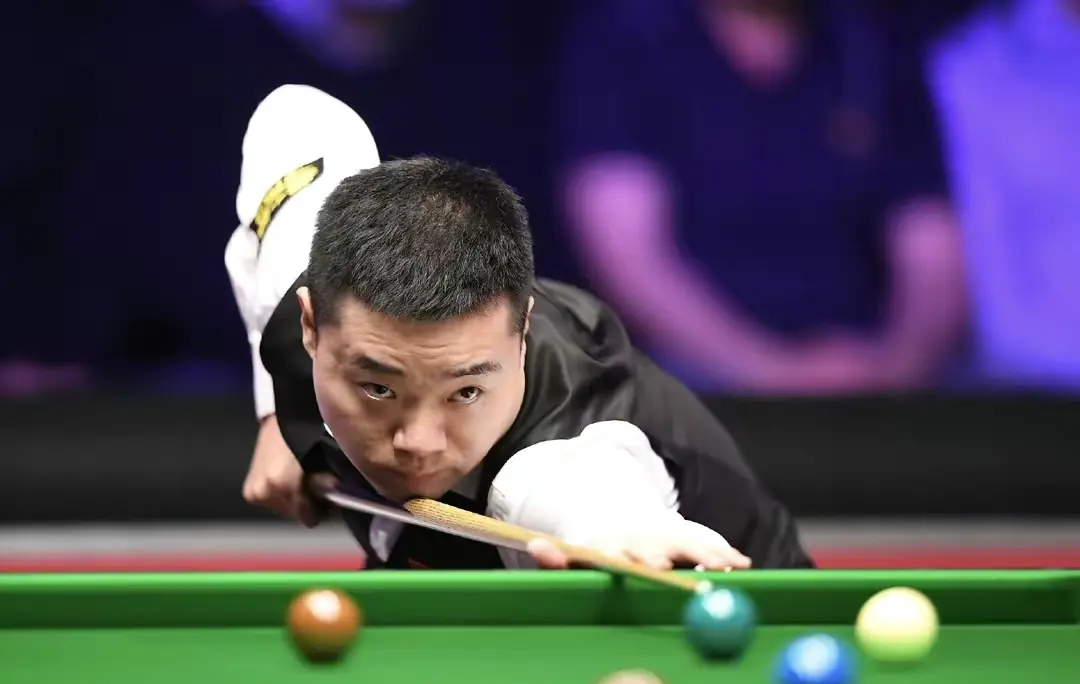 球迷们不妨 球迷们不妨